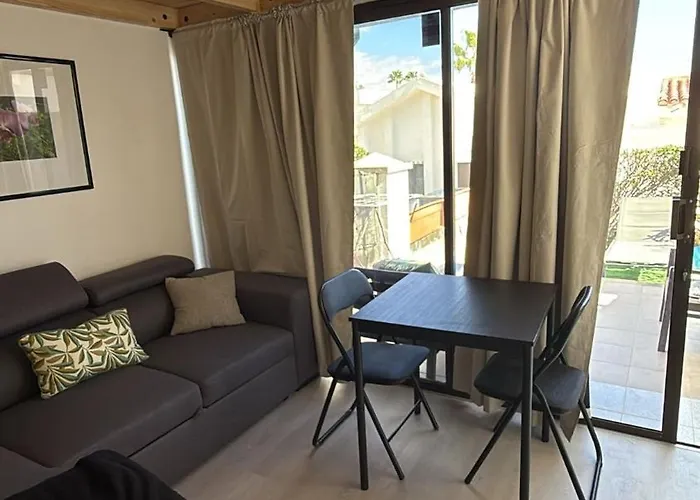 Europe Sun Bungalow Con Boardilla Para 2 Ninos